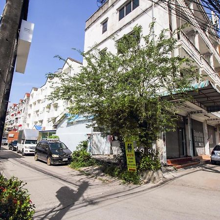 Slt Apartment Bangkok Exterior photo